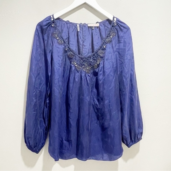 REBECCA TAYLOR Women’s Blue Silk Pleated Jeweled Embellished Neck Blouse Size 6 - Picture 1 of 10